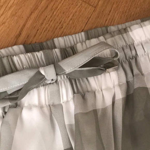 Beulah White and Gray checked sheer Jogger - Picture 3 of 4